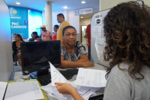 Imagem da notícia - PM e PAC do Educandos estabelecem regras para guardadores de veículo