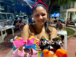Imagem da notícia - Feira de mulheres empreendedoras movimenta bairro de Aparecida aos sábados