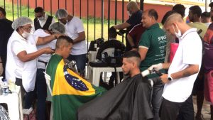 Imagem da notícia - Pessoas em situação de rua recebem serviços de cidadania durante ação no Centro de Manaus