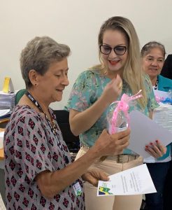 Imagem da notícia - Servidores recebem homenagens em alusão ao Dia Internacional da Pessoa Idosa