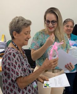 Imagem da notícia - Servidores recebem homenagens em alusão ao Dia Internacional da Pessoa Idosa