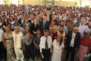 Imagem da notícia - Indígena de 100 anos oficializa matrimônio em casamento coletivo no interior do Amazonas