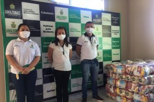 Imagem da notícia - Grupos com trabalhos para LGBTs, população de rua, migrantes e igualdade racial recebem cestas básicas