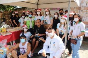 Imagem da notícia - Sejusc realiza campanha de Natal em prol de idoso em situação de rua que foi resgatado