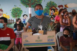 Imagem da notícia - Famílias de crianças e adolescentes com deficiência são beneficiadas com doação do Governo do Amazonas