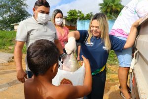 Imagem da notícia - Governo do Amazonas entrega cinco toneladas de pescado em Rio Preto da Eva na Sexta-feira Santa