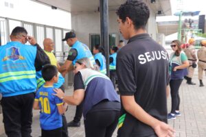 Imagem da notícia - Sejusc realiza ação preventiva em prol de crianças e adolescentes durante ‘Copa na Arena’
