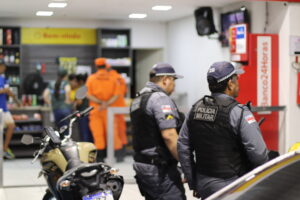 Imagem da notícia - Carnaval na Floresta: Durante CIF, Sejusc flagra crianças em posto de combustível em local e horário inapropriados