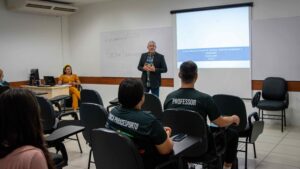 Imagem da notícia - Abril Azul: Sejusc promove palestra de atendimentos a PcDs para funcionários do TJAM