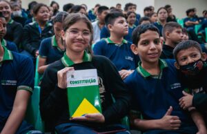 Imagem da notícia - Governo do Amazonas apoia projeto do CNJ que descomplica direitos e cidadania para crianças e adolescentes