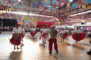 Imagem da notícia - “Vida e Saúde do Idoso Ativo”: Arraial do Governo do Amazonas reúne mais de mil idosos