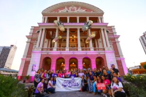 Imagem da notícia - Agosto Lilás: programação chega ao Centro de Manaus com caminhada e iluminação do Teatro Amazonas