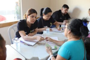 Imagem da notícia - Governo do Amazonas monta operação de ajuda humanitária para atingidos por incêndio no Centro de Manaus