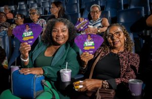 Imagem da notícia - Semana do Idoso: Sejusc leva 150 idosos ao cinema em parceria com o Amazonas Shopping