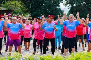 Imagem da notícia - “Arena Rosa e Azul”: Governo promove serviços de saúde e bem-estar para envelhecentes e idosos no Largo São Sebastião
