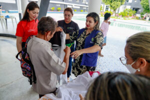 Imagem da notícia - ‘Noite do Encanto’: Ação de direitos humanos atendeu pessoas em vulnerabilidade social e em situação de rua