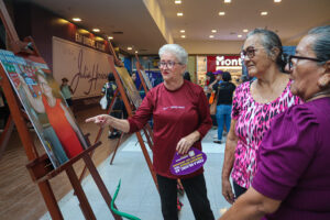Imagem da notícia - Sejusc promove evento com orientações de crédito às pessoas idosas e exposição de fotografia