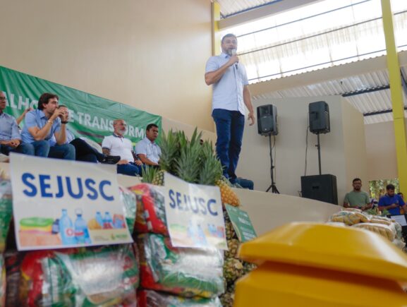 Itacoatiara recebe 3,6 toneladas de alimentos do Governo do Amazonas para pessoas vulneráveis