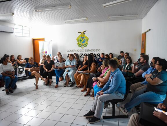 Rede de proteção da criança se reúne para alinhar fluxo de atendimento do Centro Integrado