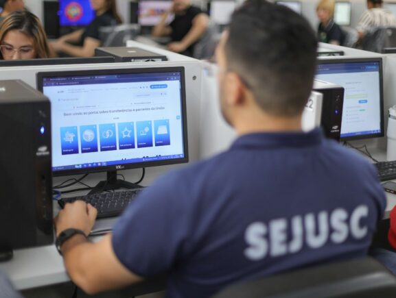 Sejusc promove capacitação sobre a plataforma TransfereGov para conselhos estaduais e servidores