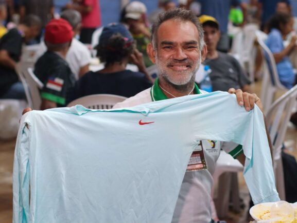 Sejusc lança campanha de arrecadação de roupas e calçados para pessoas em situação de rua