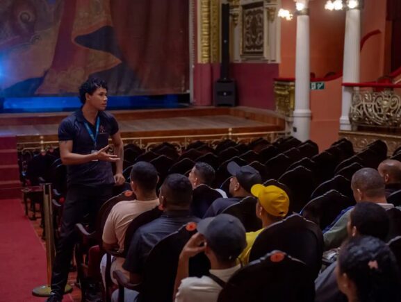 Mais de 2,3 mil pessoas foram atendidas pela Sejusc em ações sobre álcool e outras drogas em 2025