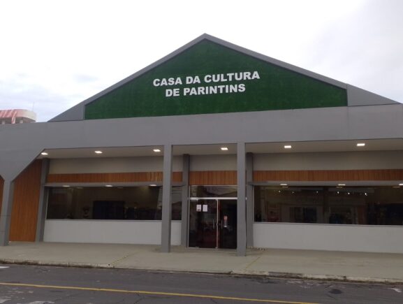 Lançamento Parintins 2026: Sejusc credencia crianças e adolescentes para o evento