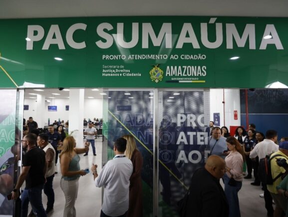 População comemora novo PAC Sumaúma após revitalização e modernização da unidade