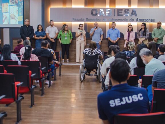 Sejusc integra 53 novos servidores à rede de proteção a crianças e adolescentes